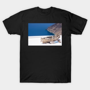 Old wooden dinghy. T-Shirt